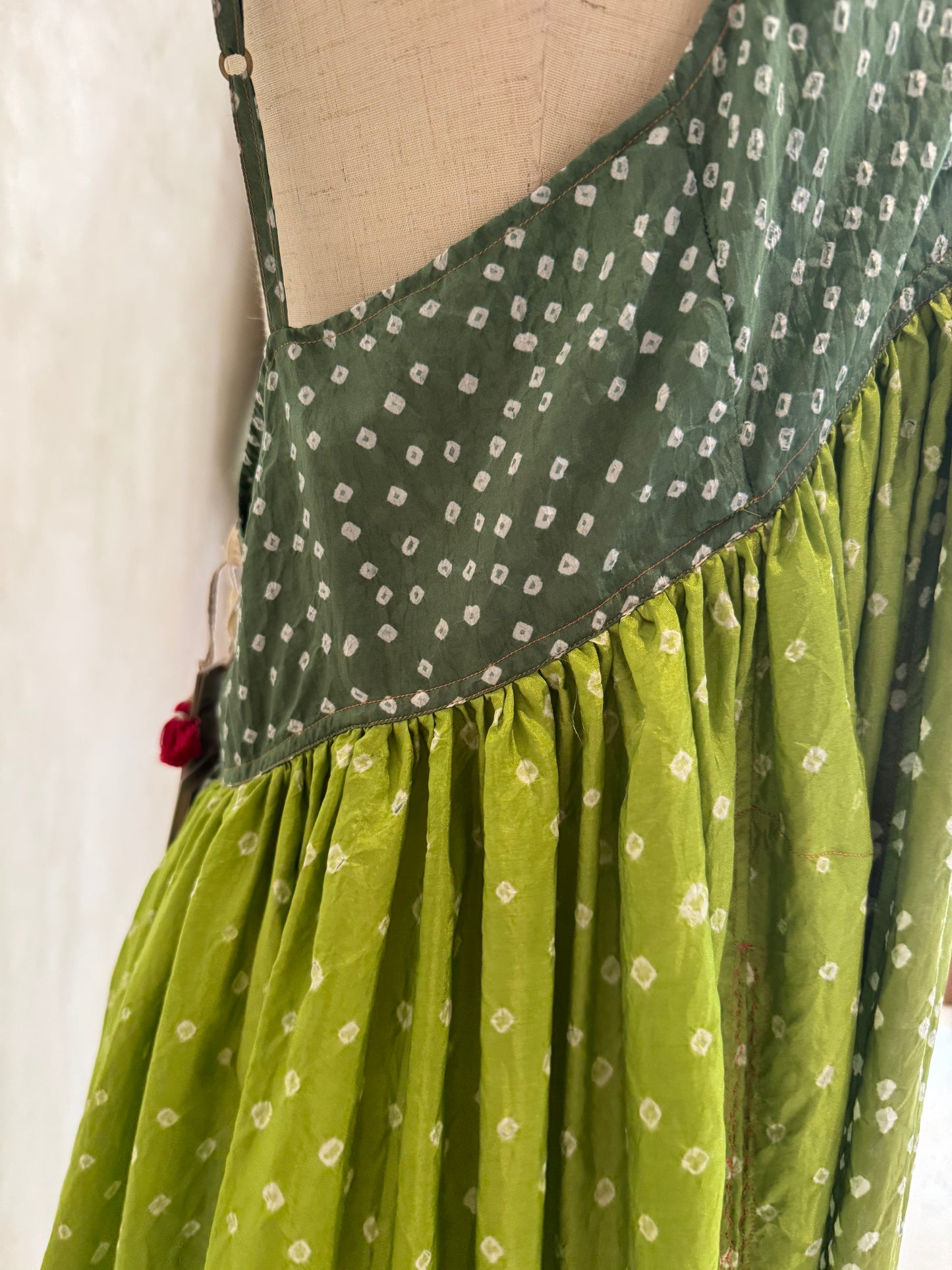 Injiri silk shibori dress